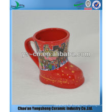 M057 vermelho cor cerâmica pé forma canecas para o mercado de Natal